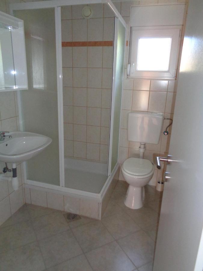 Apartman Kristo Vir Buitenkant foto